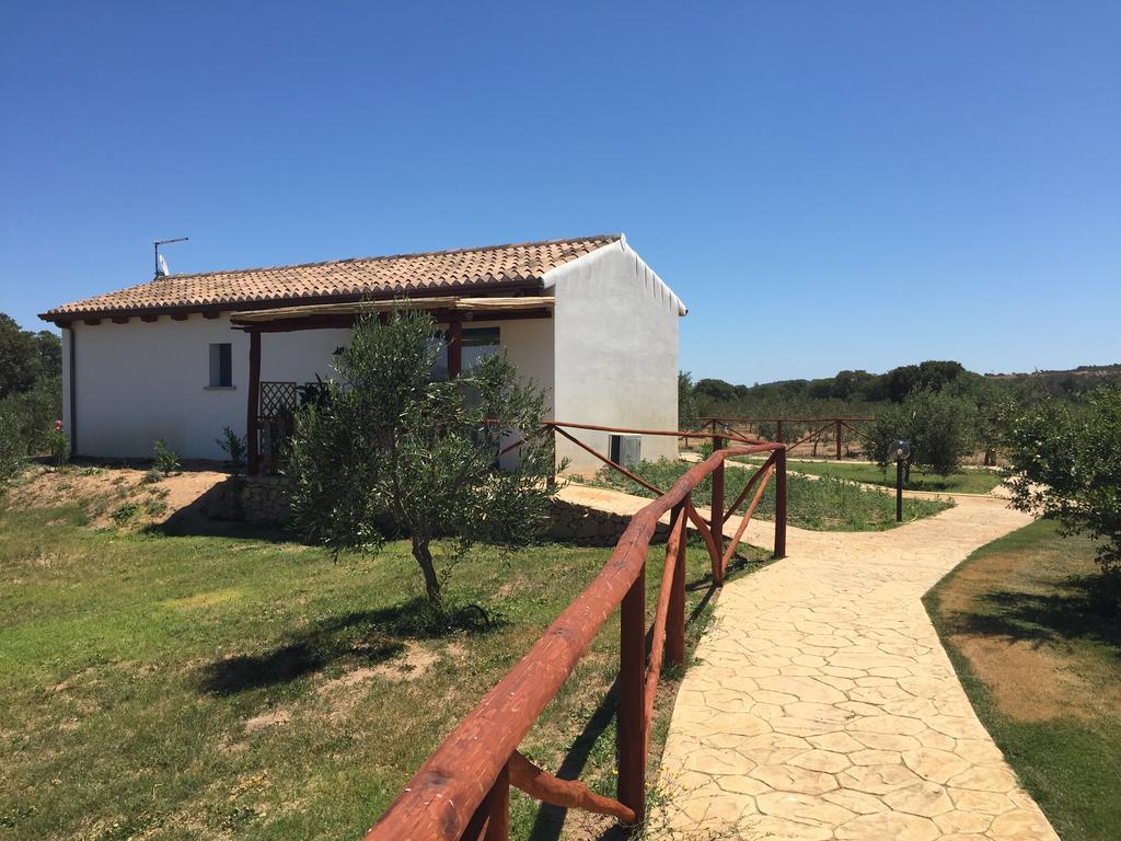 奧爾比亞Agriturismo Mieleamaro别墅 外观 照片