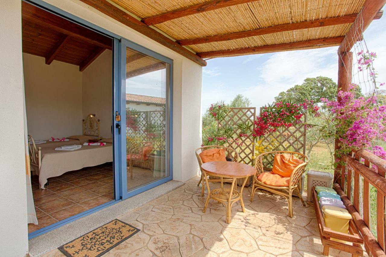 奧爾比亞Agriturismo Mieleamaro别墅 外观 照片