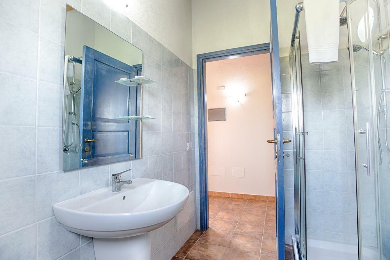 奧爾比亞Agriturismo Mieleamaro别墅 外观 照片